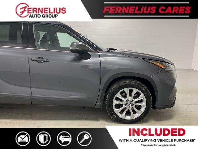 Used 2021 Gray Toyota Limited image 9