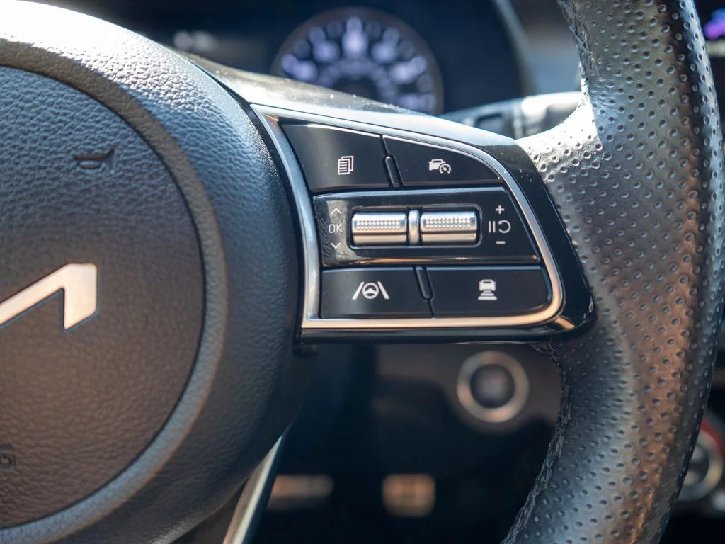 Used 2023 Black Kia GT-Line image 19