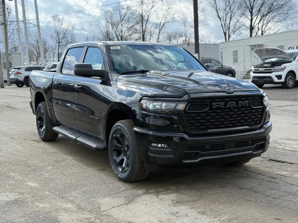 New 2026 Diamond Black Crystal Pearl-Coat Exterior Paint RAM Express image 4