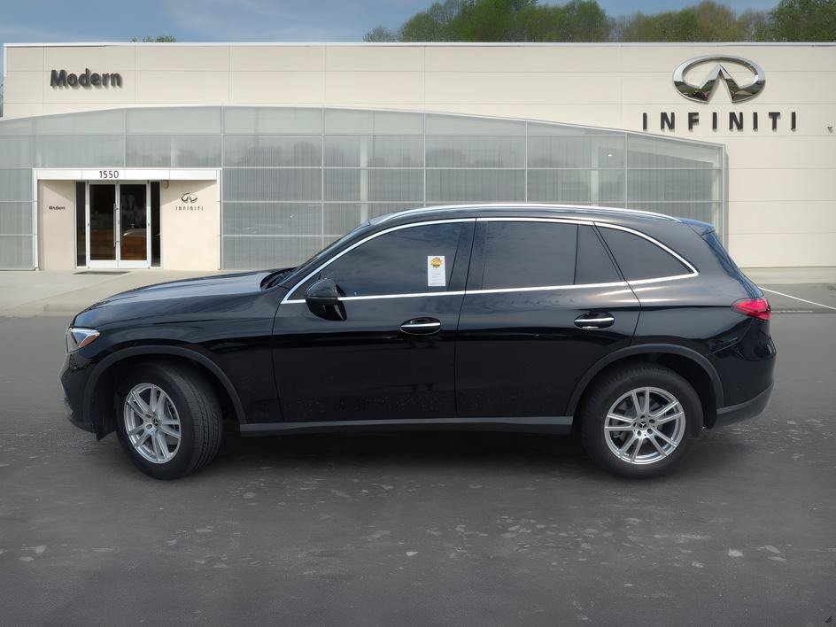 Used 2025 Black Mercedes-Benz GLC 300 image 6