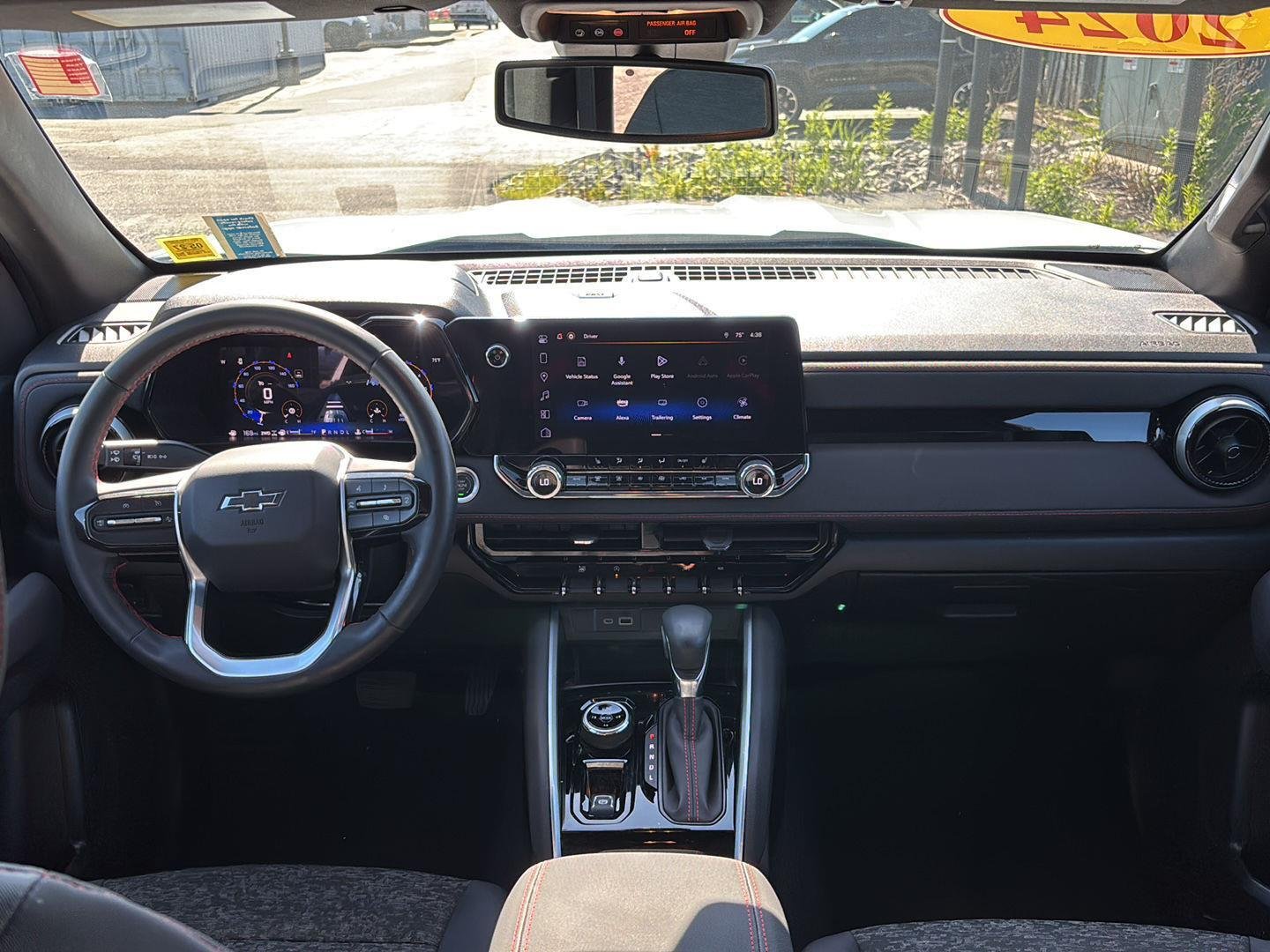 Used 2024 Summit White Chevrolet Z71 image 11