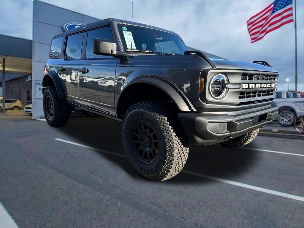 2025 Ford Bronco 4-Door Base - Photo 9