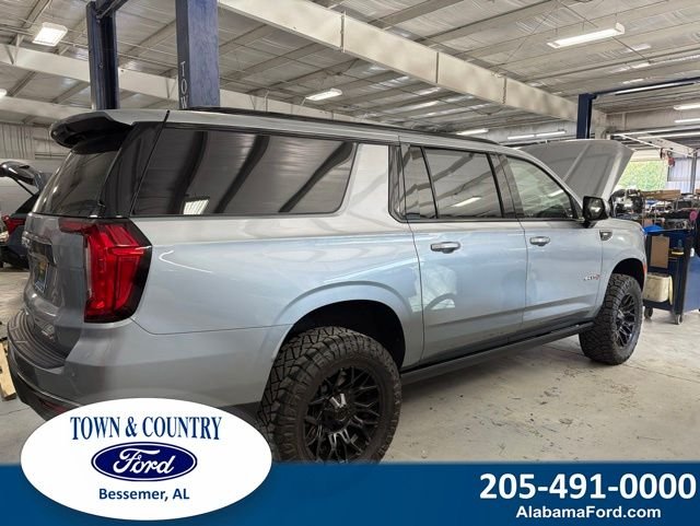 2024 GMC Yukon 4WD AT4's photo