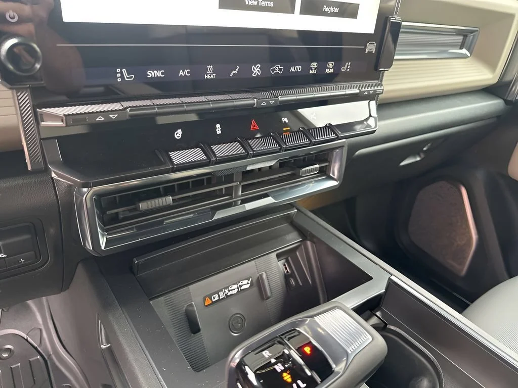 2026 GMC HUMMER EV 2X - Photo 37