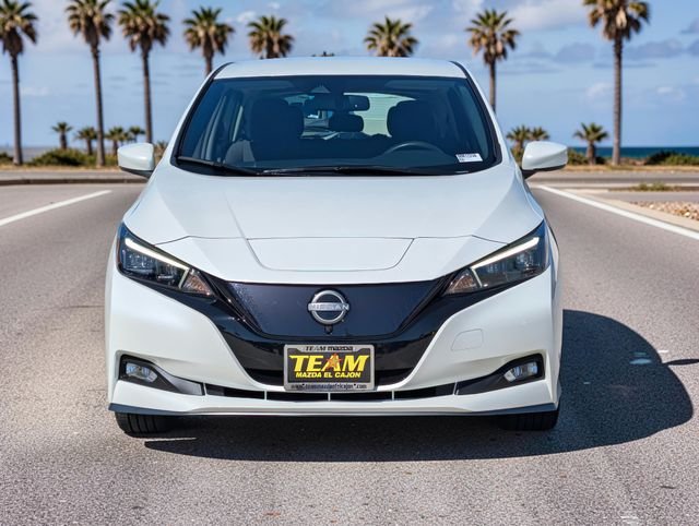 Used 2024 White Nissan SV Plus image 3
