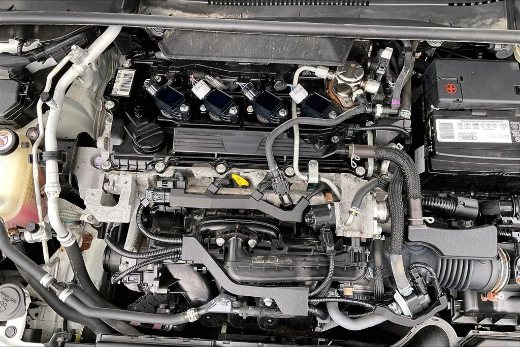 Used 2019 White Toyota SE image 36