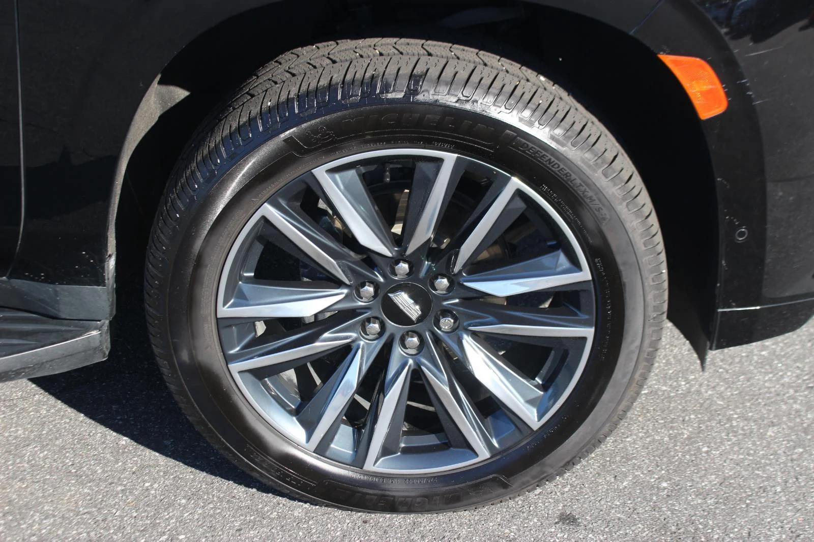 Used 2021 BLACK RAVEN Cadillac Sport image 38