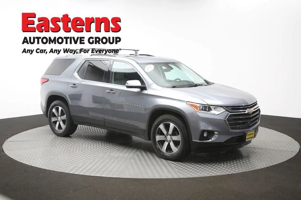 Used 2018 Gray Chevrolet 3LT image 53