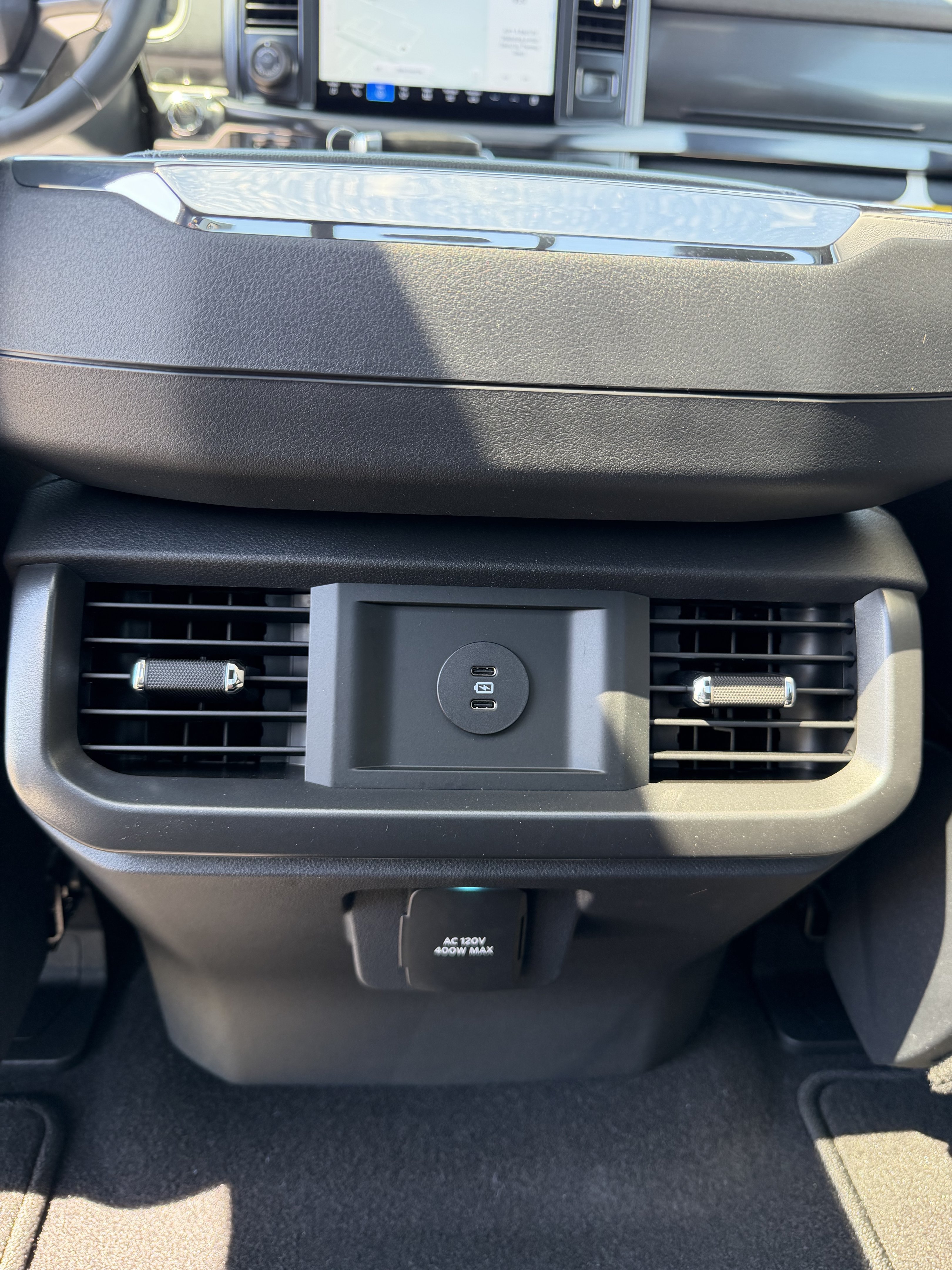New 2026 Agate Black Metallic Ford LARIAT image 28