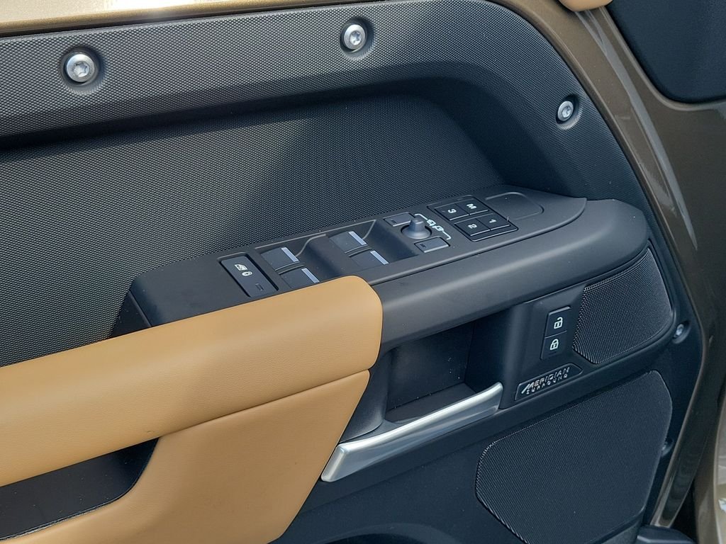 New 2026 Gondwana Stone Land Rover X-Dynamic SE image 23