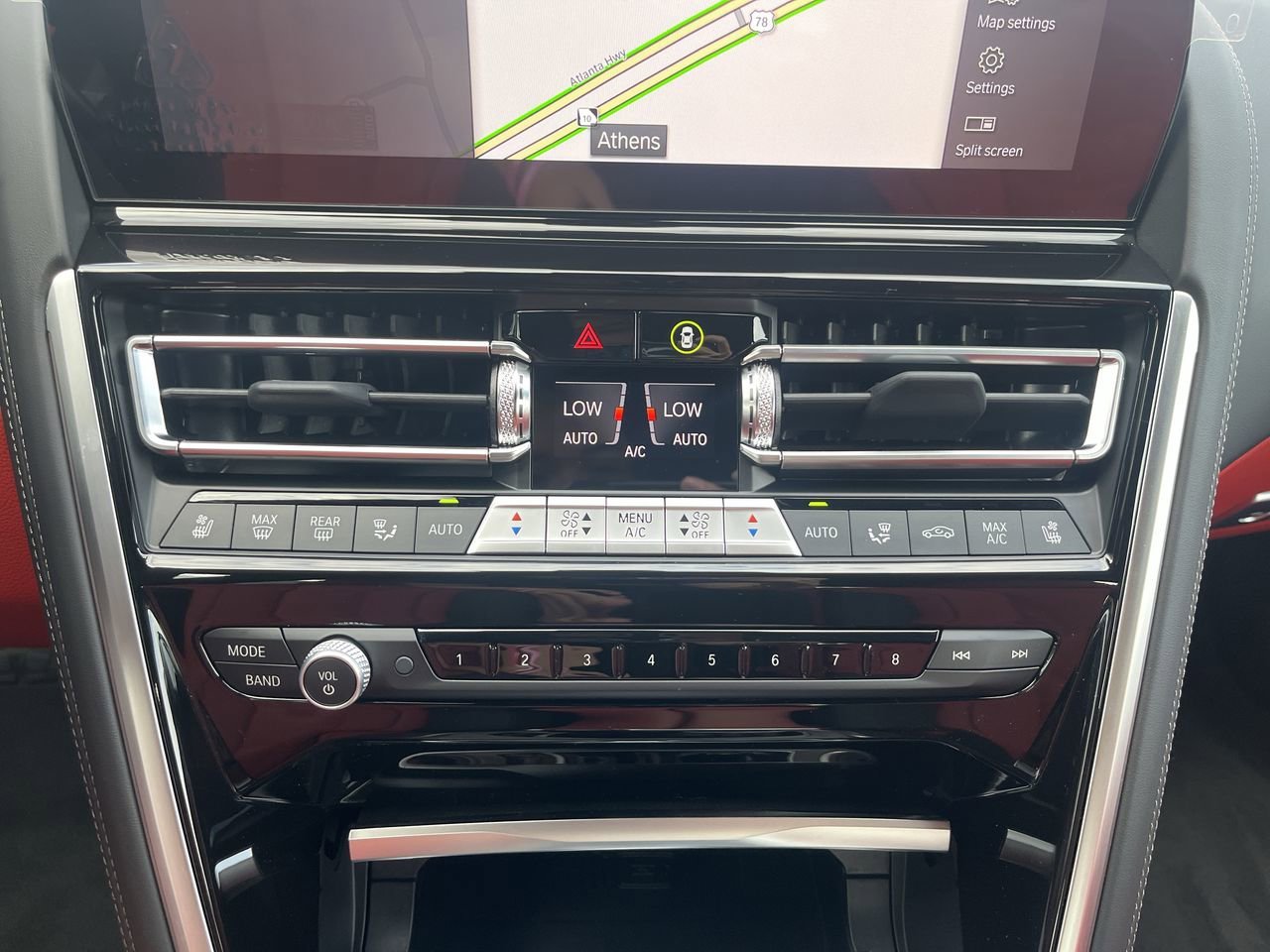 2026 BMW 8 Series 840i - Photo 27
