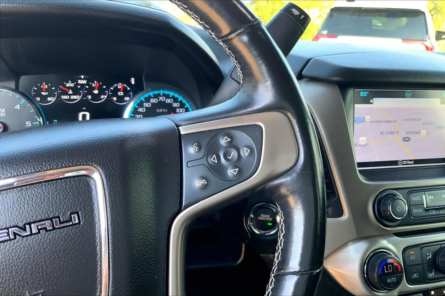 Used 2019 ONYX BLACK GMC Denali image 23