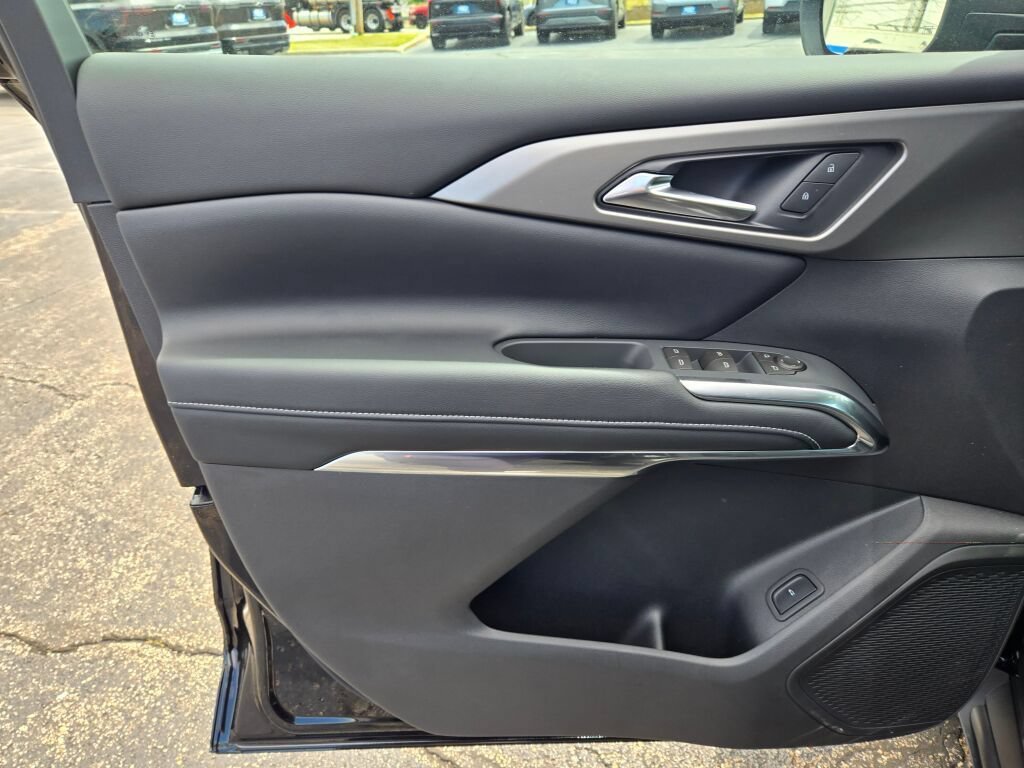 2026 Chevrolet Traverse LT - Photo 20