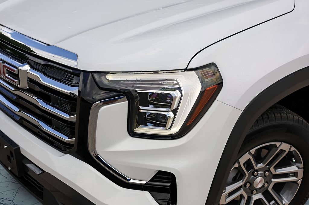 Used 2026 Summit White GMC Elevation image 3