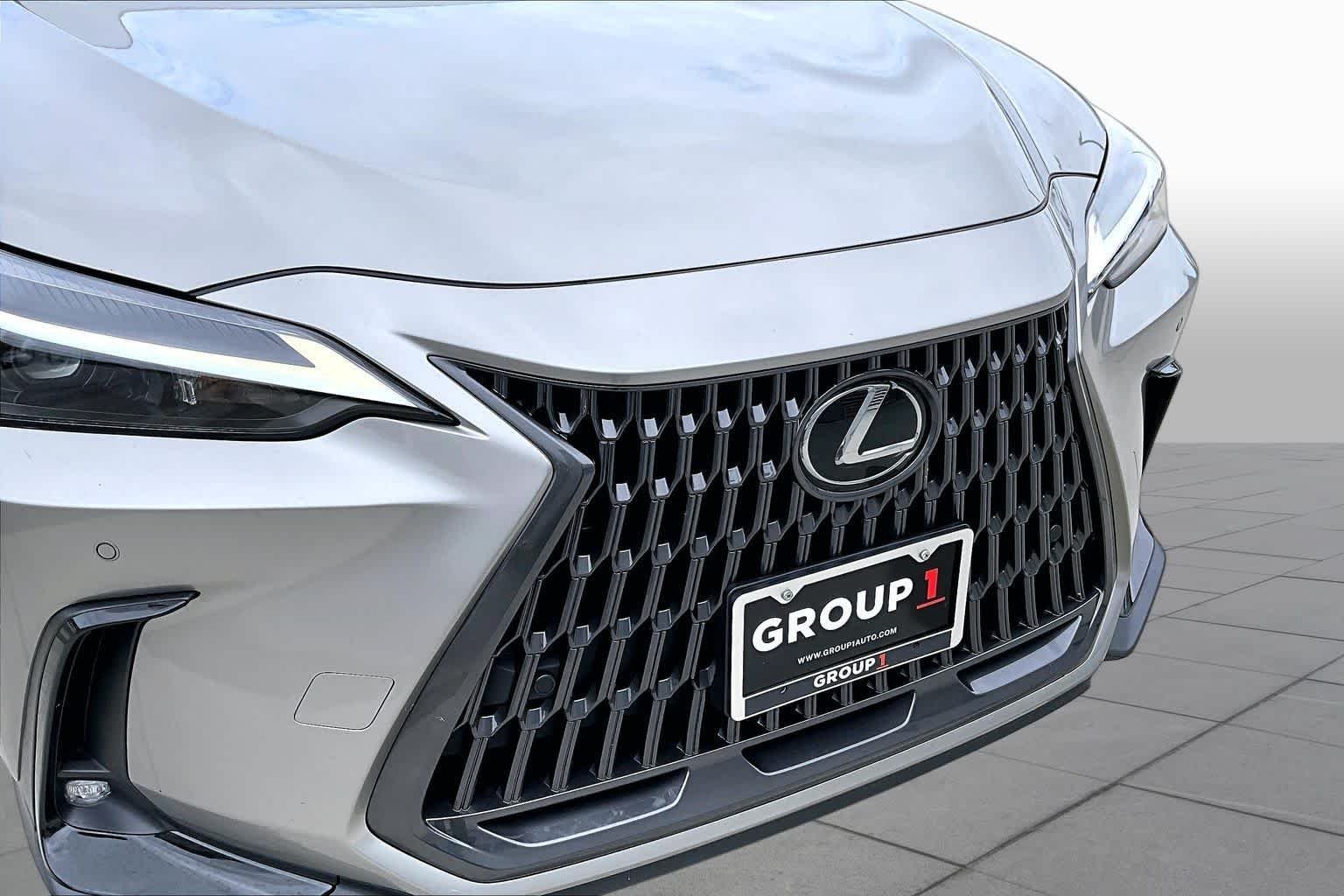 Used 2024 Atomic Silver Lexus Premium image 28