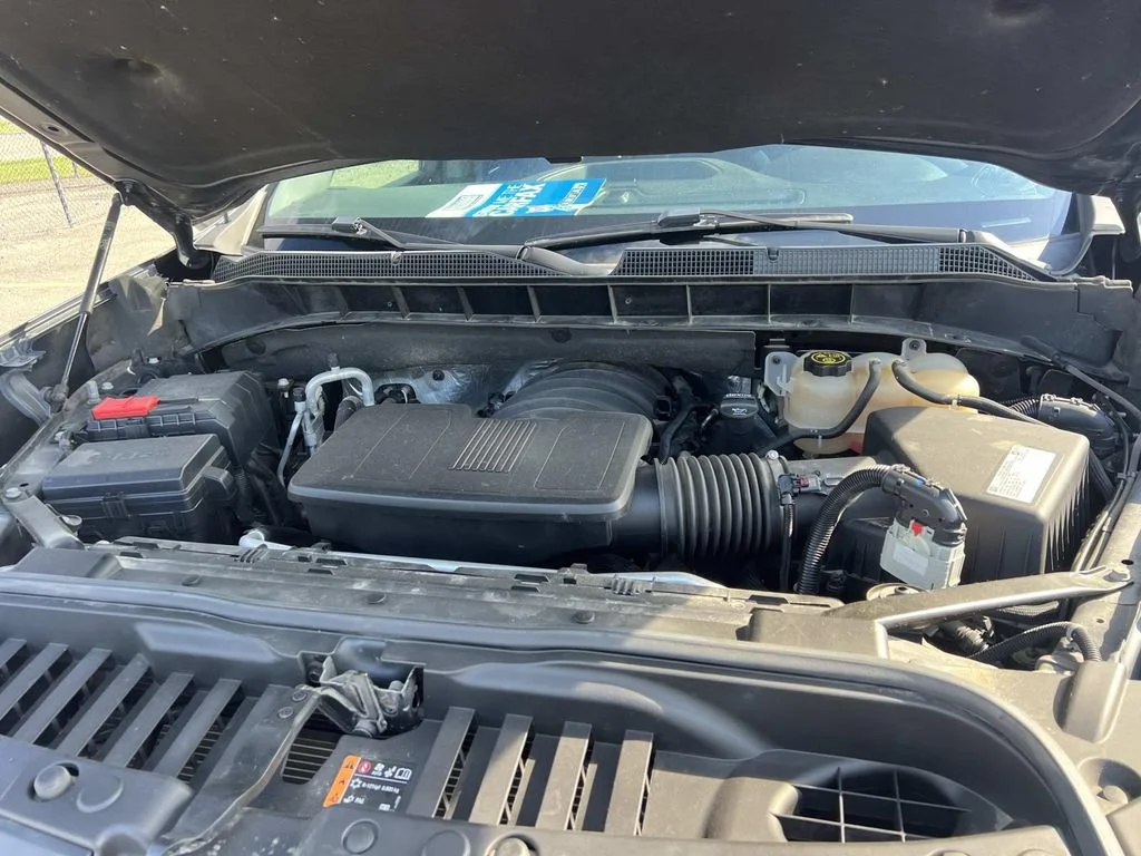 Used 2020 SHADOW GRAY METALLIC Chevrolet RST image 9