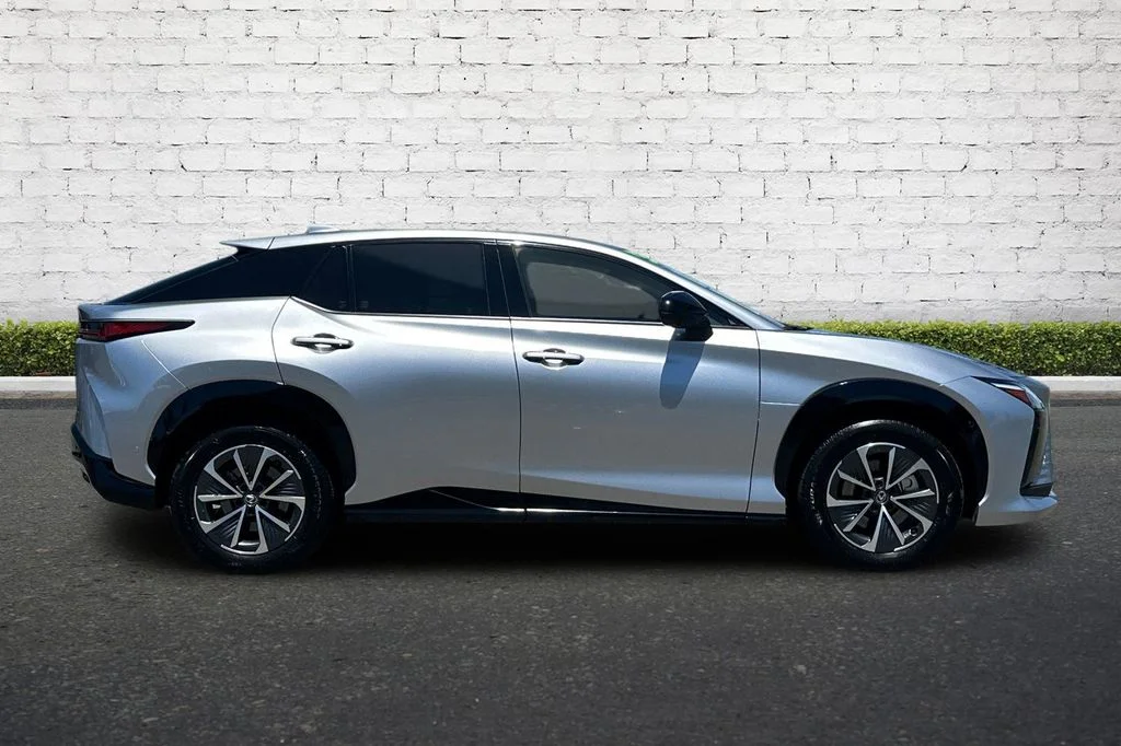 Used 2023 Silver Lexus 450e Premium image 3