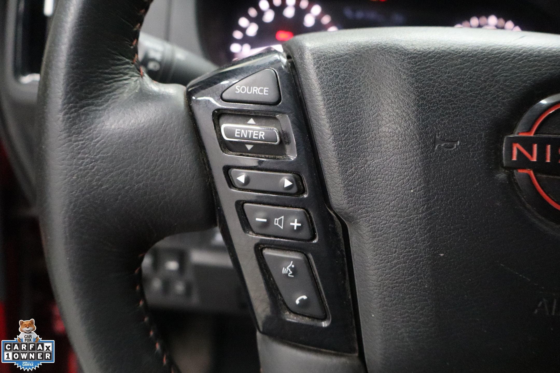 Used 2025 Red Nissan PRO-4X image 14