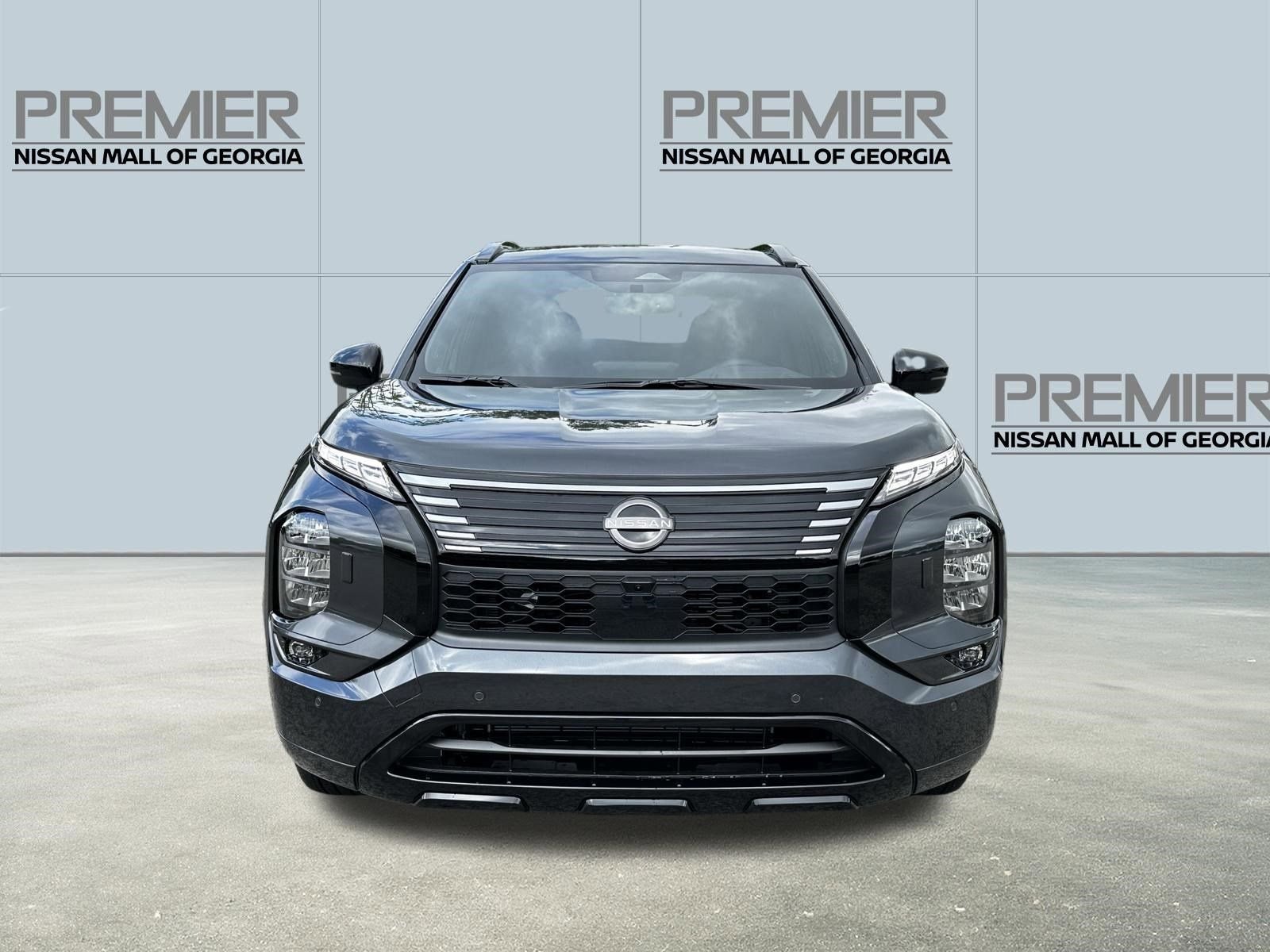 New 2026 Gray Nissan Platinum image 2