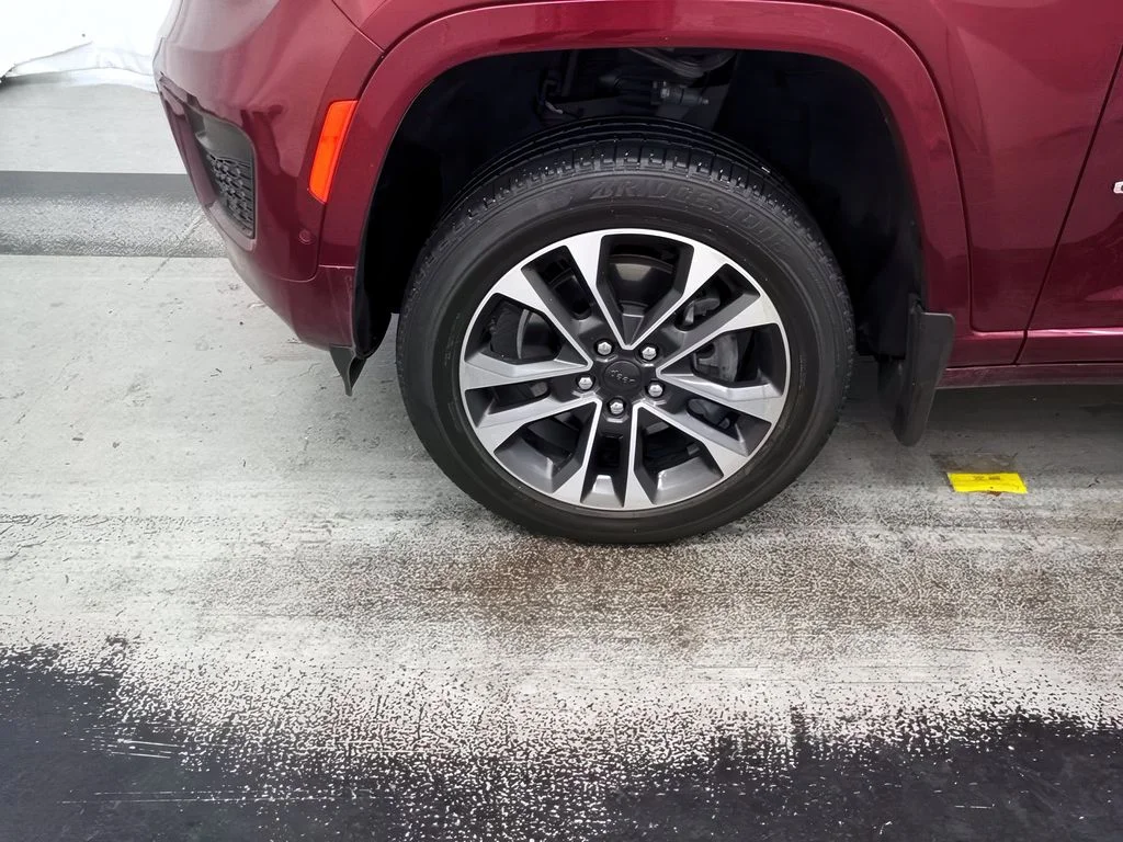 2022 Jeep Grand Cherokee L Overland - Photo 11