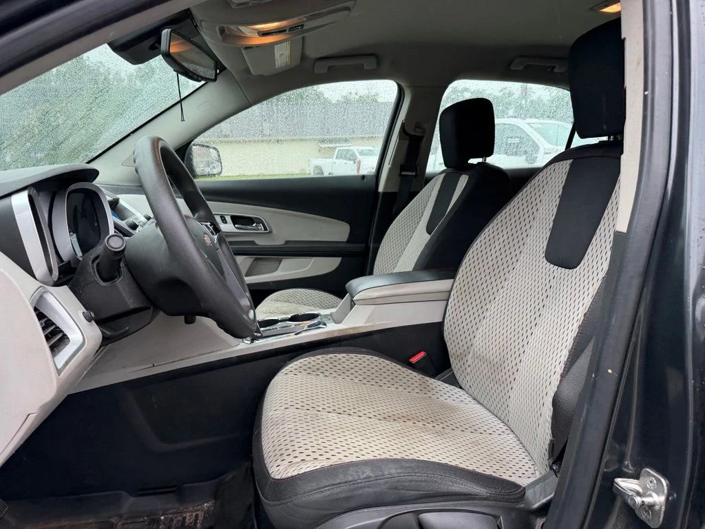 Used 2014 Gray Chevrolet LS image 21
