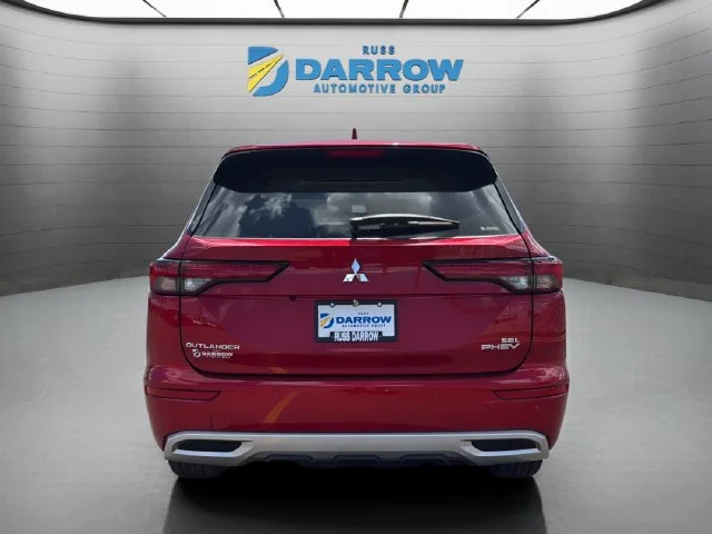 Used 2025 Red Mitsubishi SEL image 4