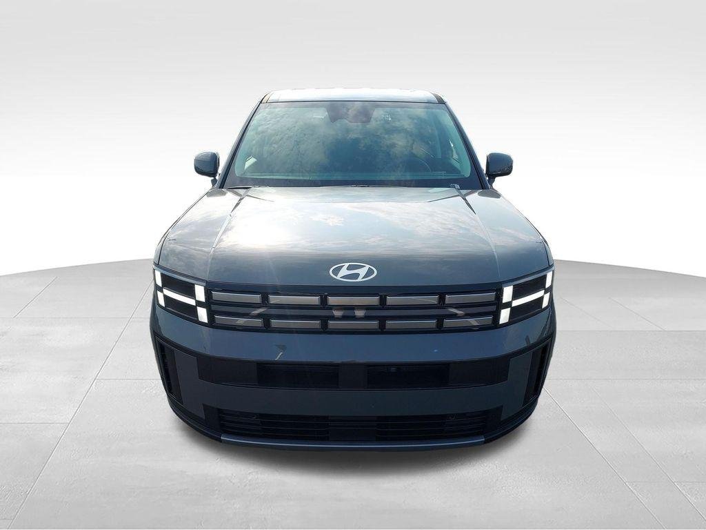 New 2027 Gray Hyundai SE AWD image 8