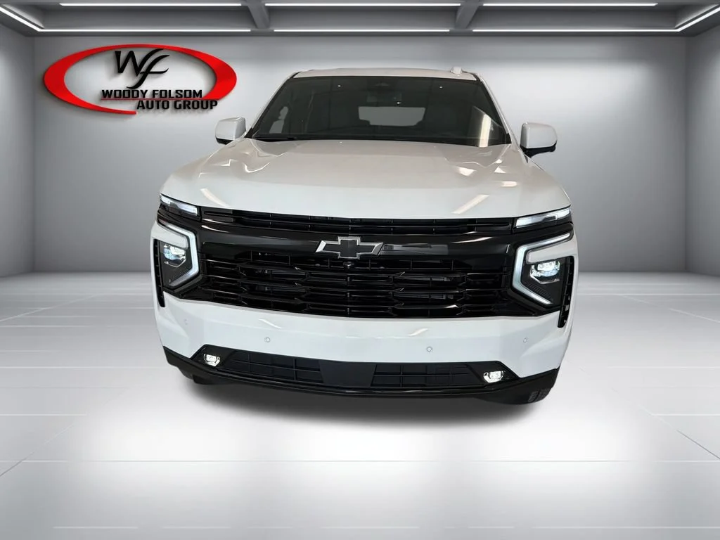 New 2026 Summit White Chevrolet RST image 2