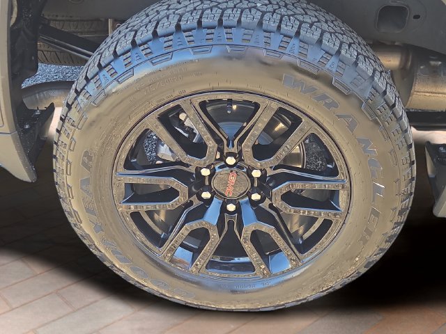 Used 2026 Onyx Black GMC Elevation image 26