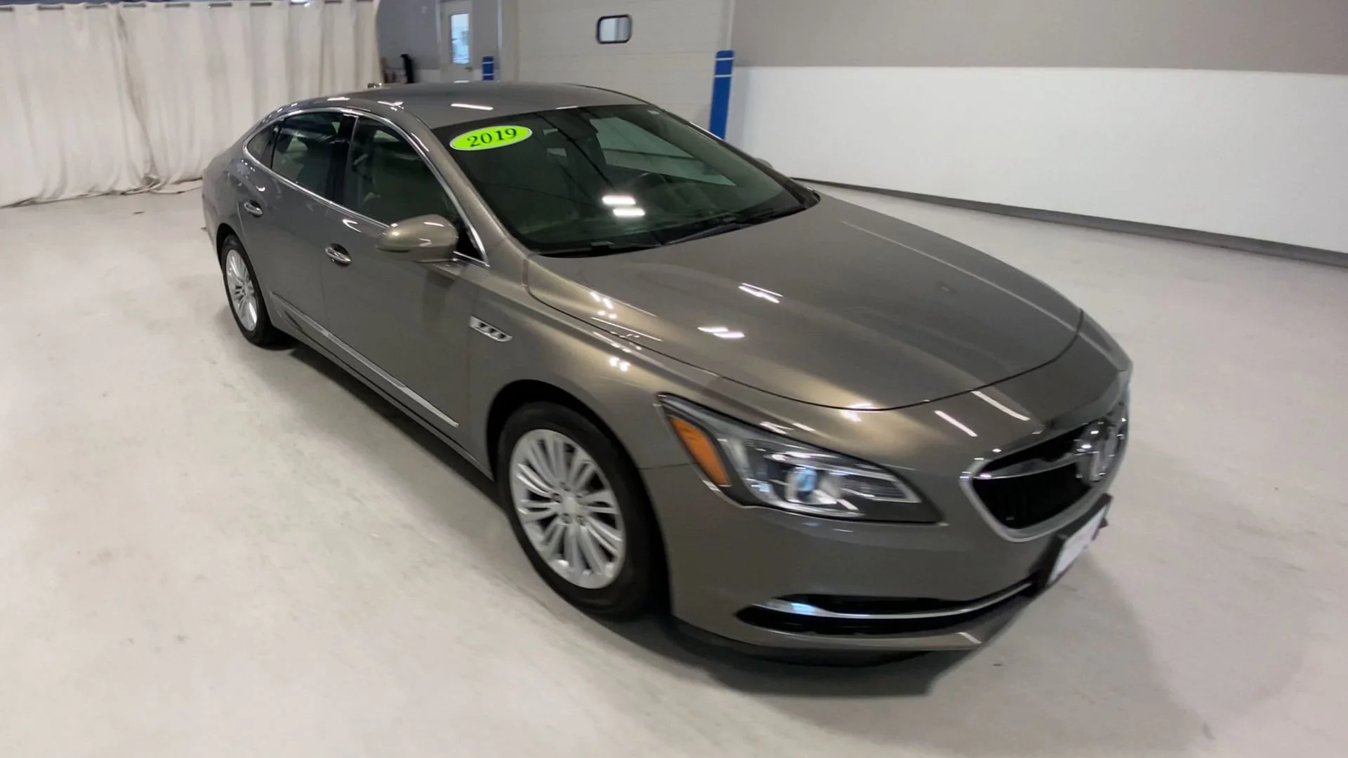 Used 2019 Buick LaCrosse Preferred with VIN 1G4ZN5SZ3KU105107 for sale in Sioux Center, IA