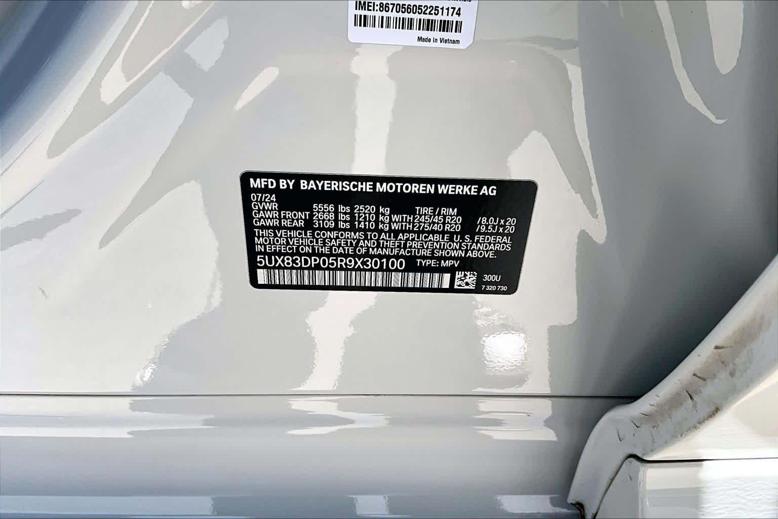 Used 2024 Alpine White BMW M40i image 26