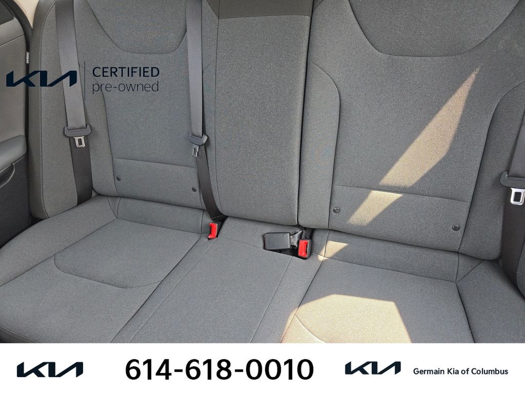 Used 2026 White Kia LXS image 18