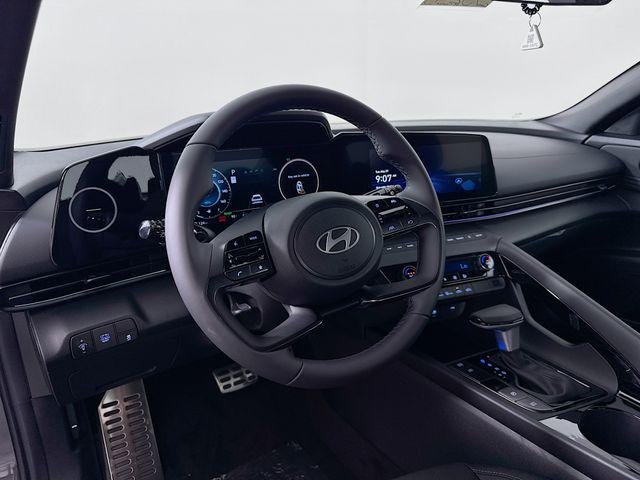 2025 Hyundai Elantra Blue - Photo 11