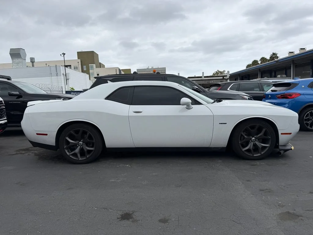 Used 2019  Dodge R/T image 20
