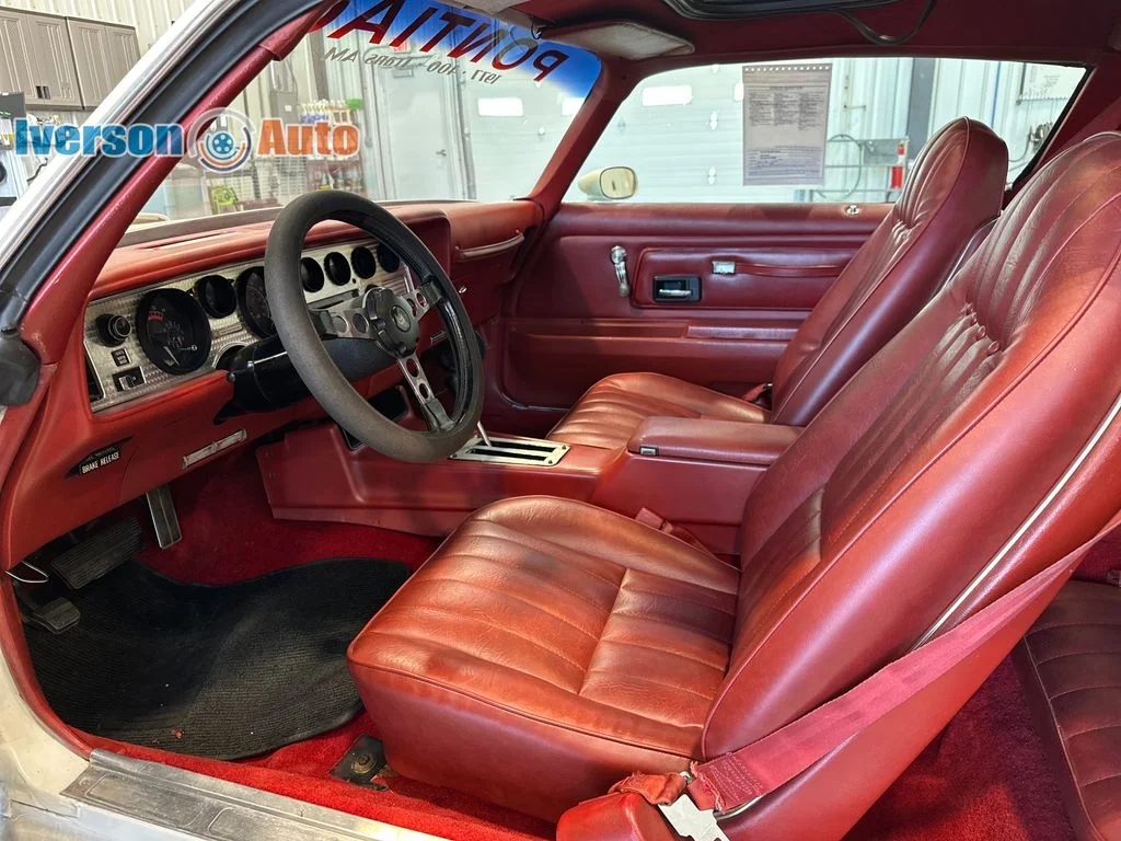 Used 1977 White Pontiac Trans Am image 12