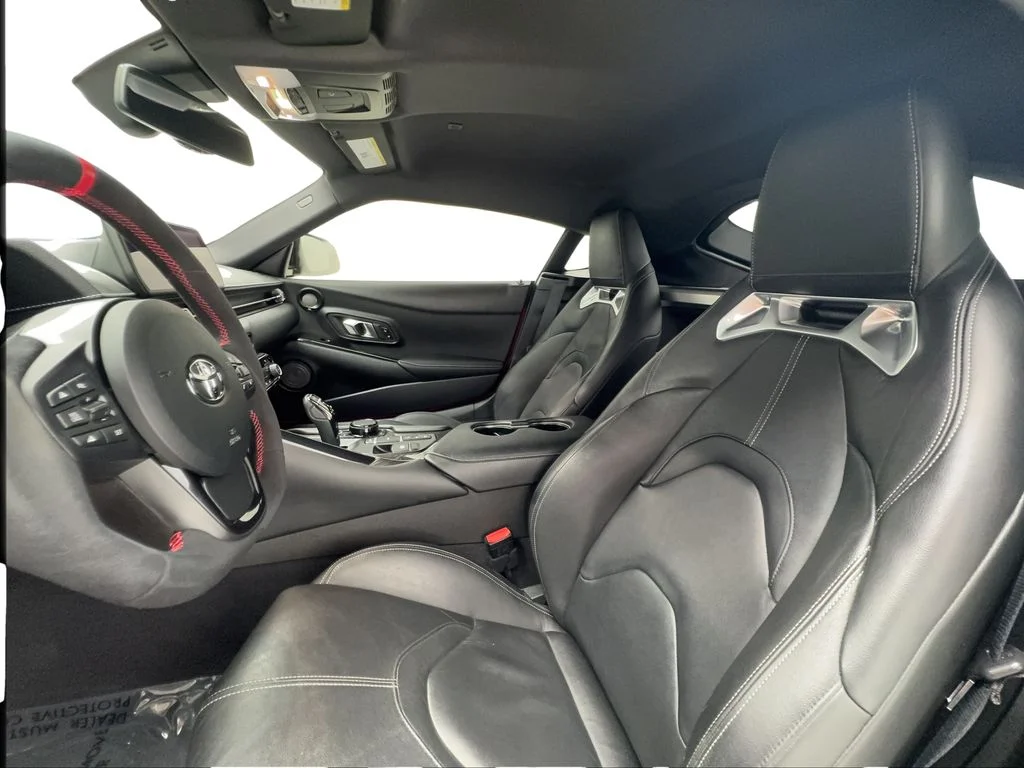 Used 2022 Red Toyota 3.0 image 21