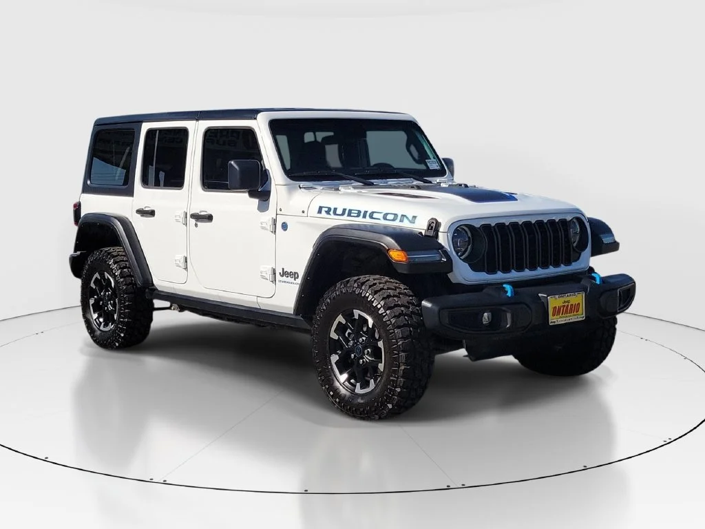 Used 2024 White Jeep Rubicon 4xe image 31