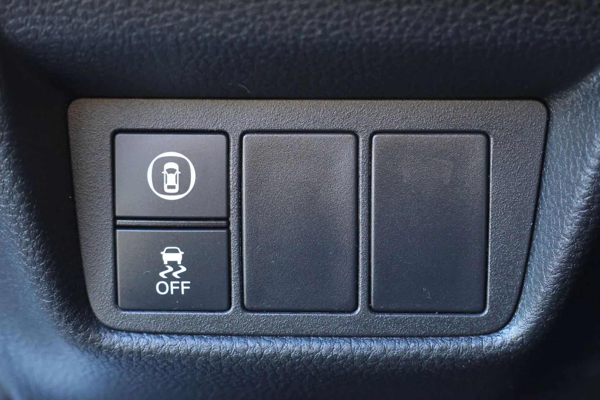 Used 2020 White Honda LX image 18