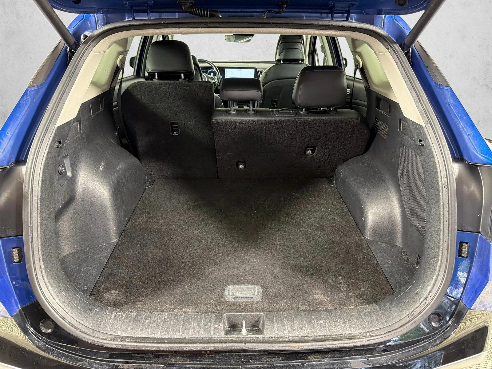 Used 2023 Sapphire Blue Kia SX-Prestige image 20
