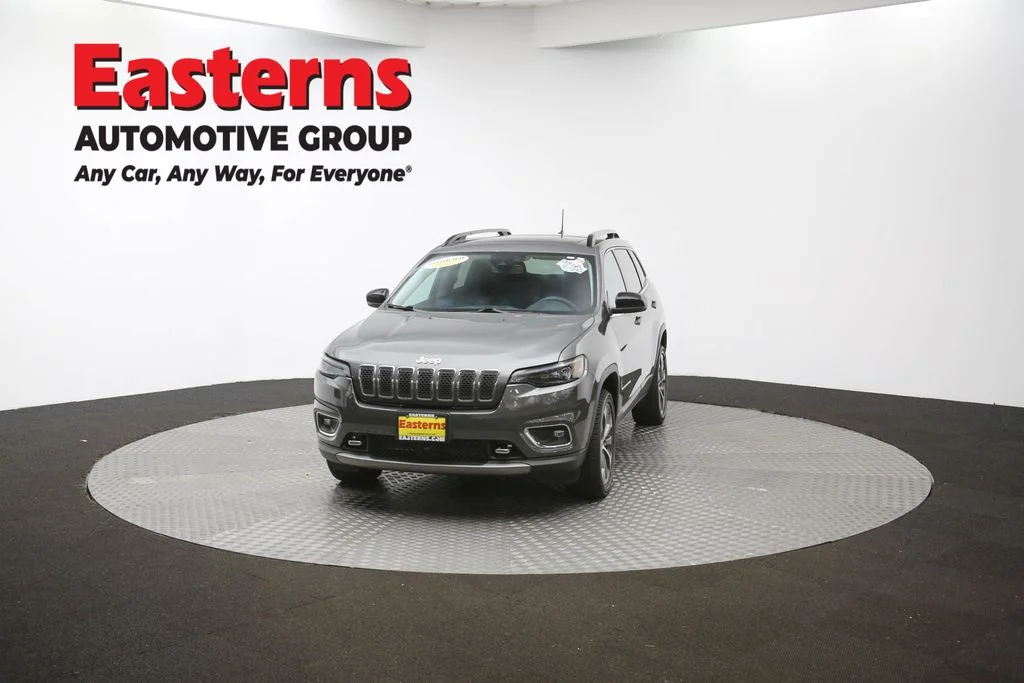 Used 2022 Gray Jeep Limited image 54