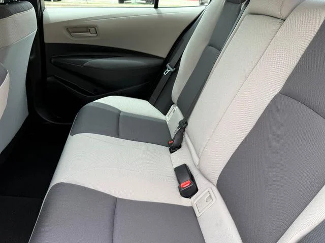 Certified Used 2025  Toyota LE image 52
