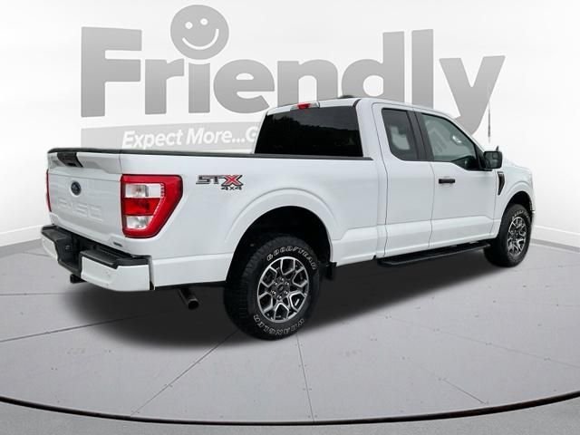 Used 2021 White Ford XL image 15