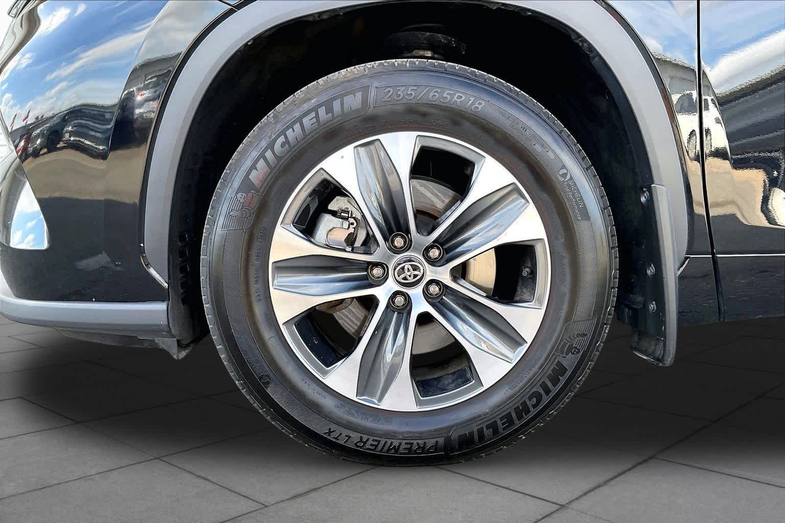 Used 2026 Midnight Black Metallic Toyota XLE image 11