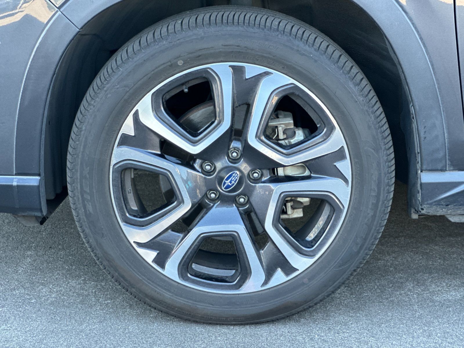 Used 2020 Magnetite Gray Metallic Subaru Premium image 23