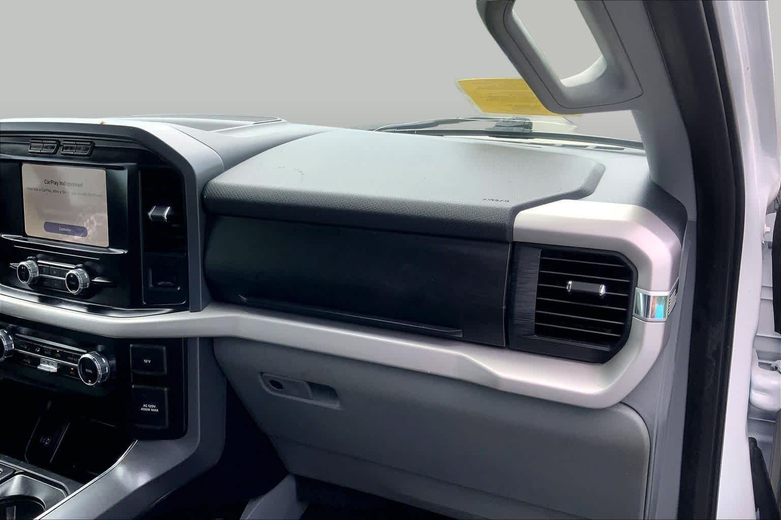 Used 2023 Oxford White Ford XLT image 19