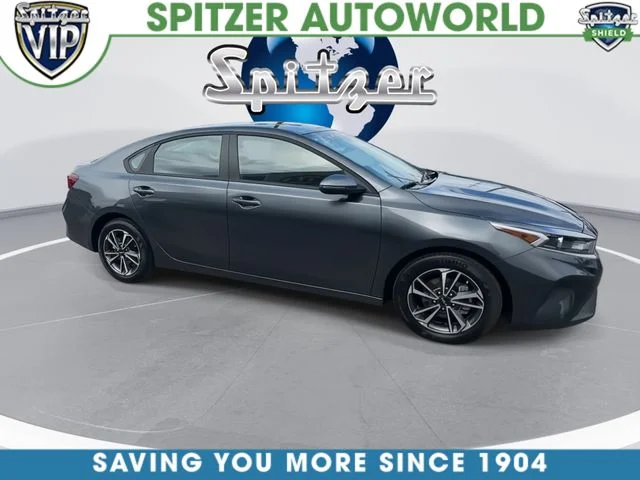 Certified Used 2024 Gray Kia LXS image 10