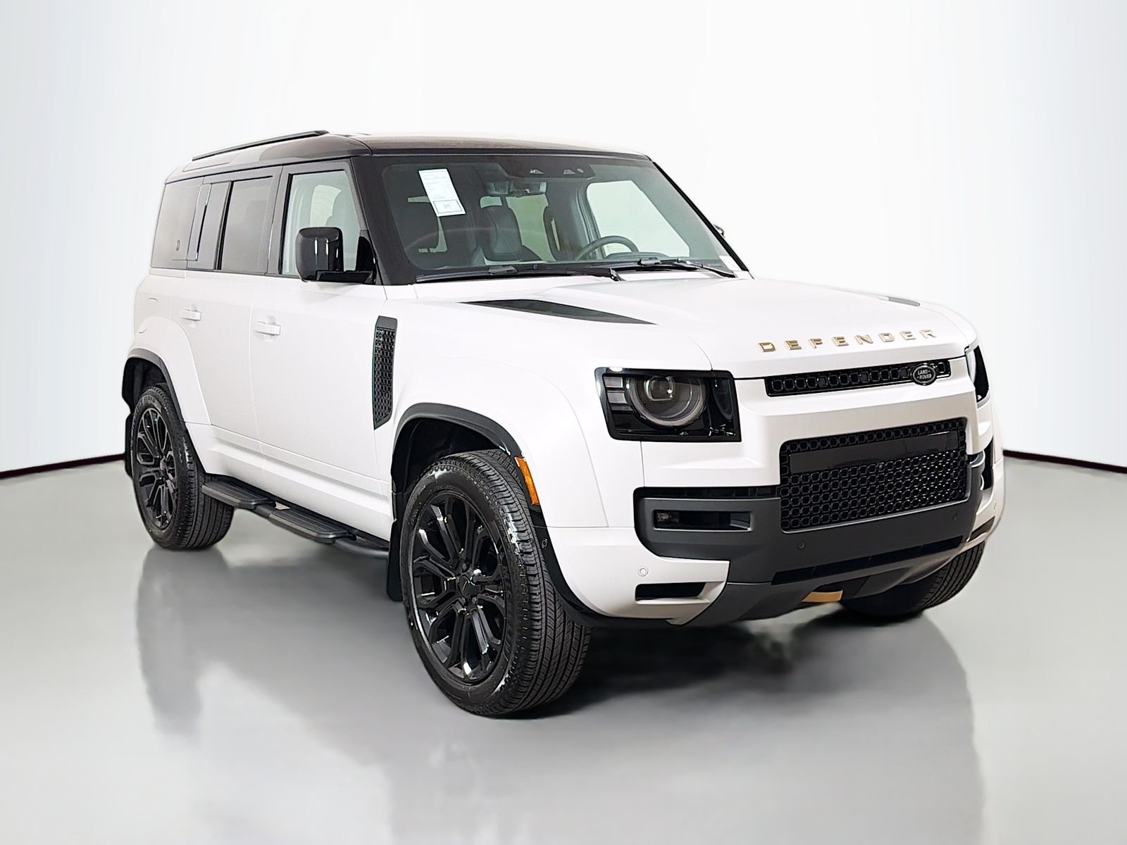 New 2026 Borasco Grey Land Rover OCTA image 7