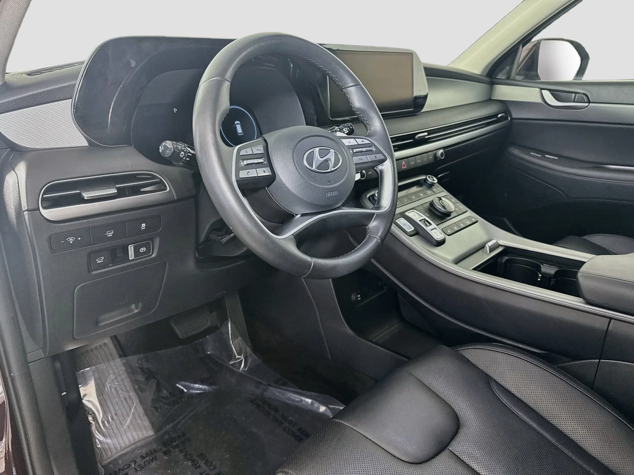 Used 2024 Sierra Burgundy Hyundai SEL 7P image 19