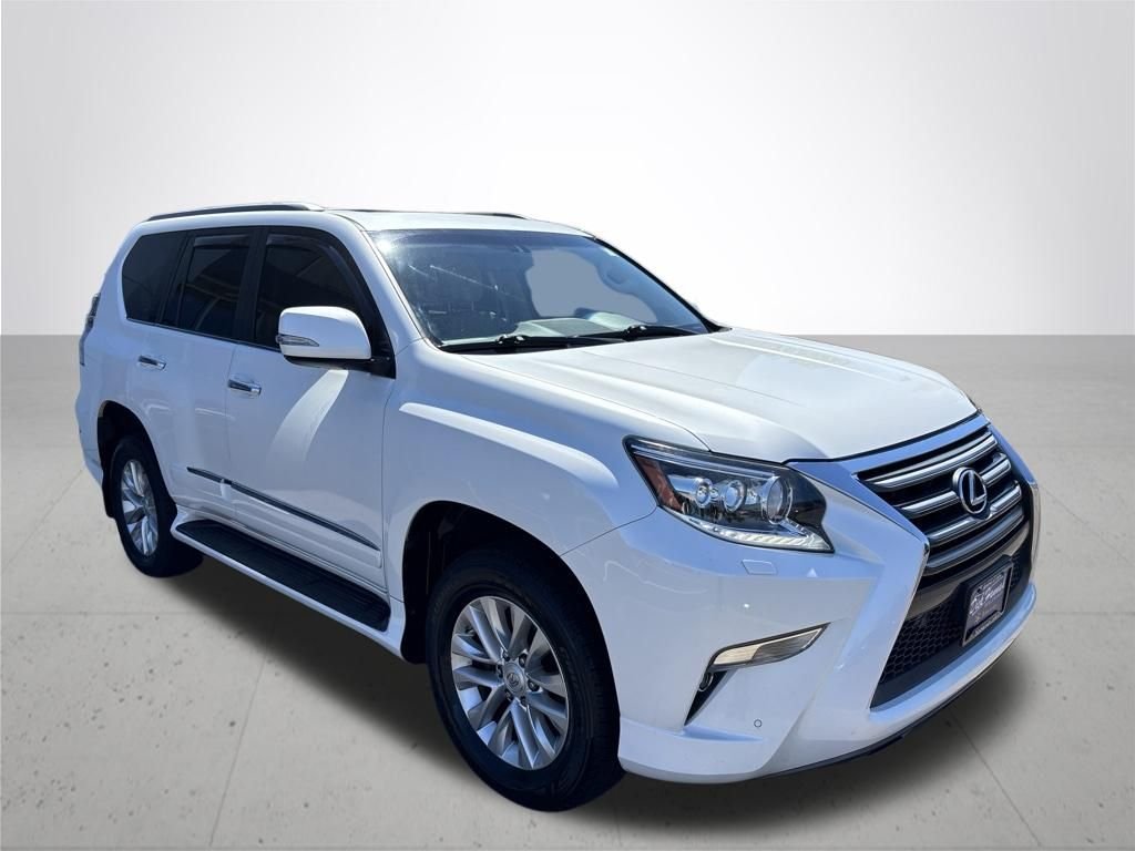 Used 2015 Starfire Pearl Lexus 460 image 4