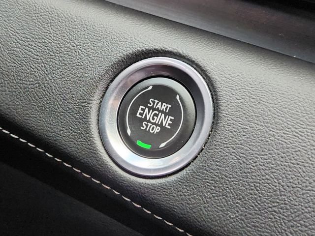 Used 2021 Black Cadillac Sport image 20